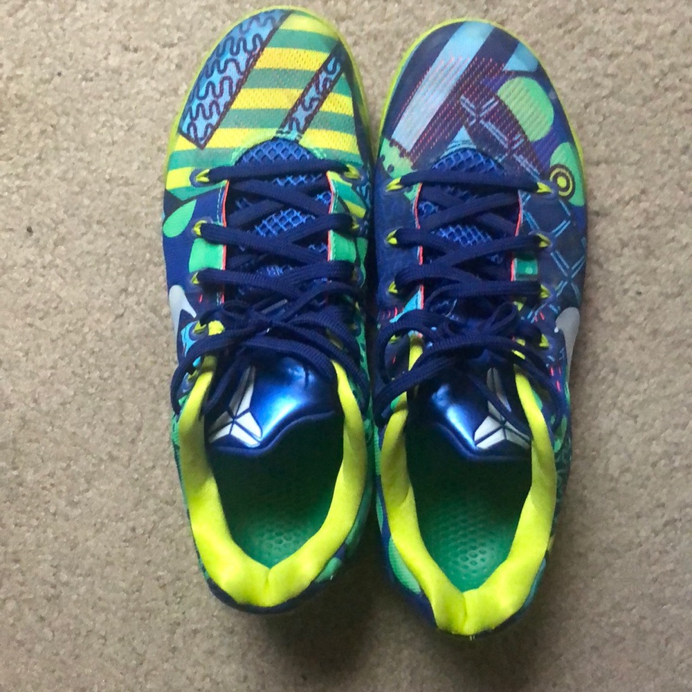 Kobe Bryant Brazil 9s